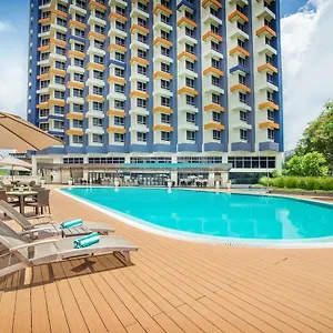 Hotel Oakwood & ****